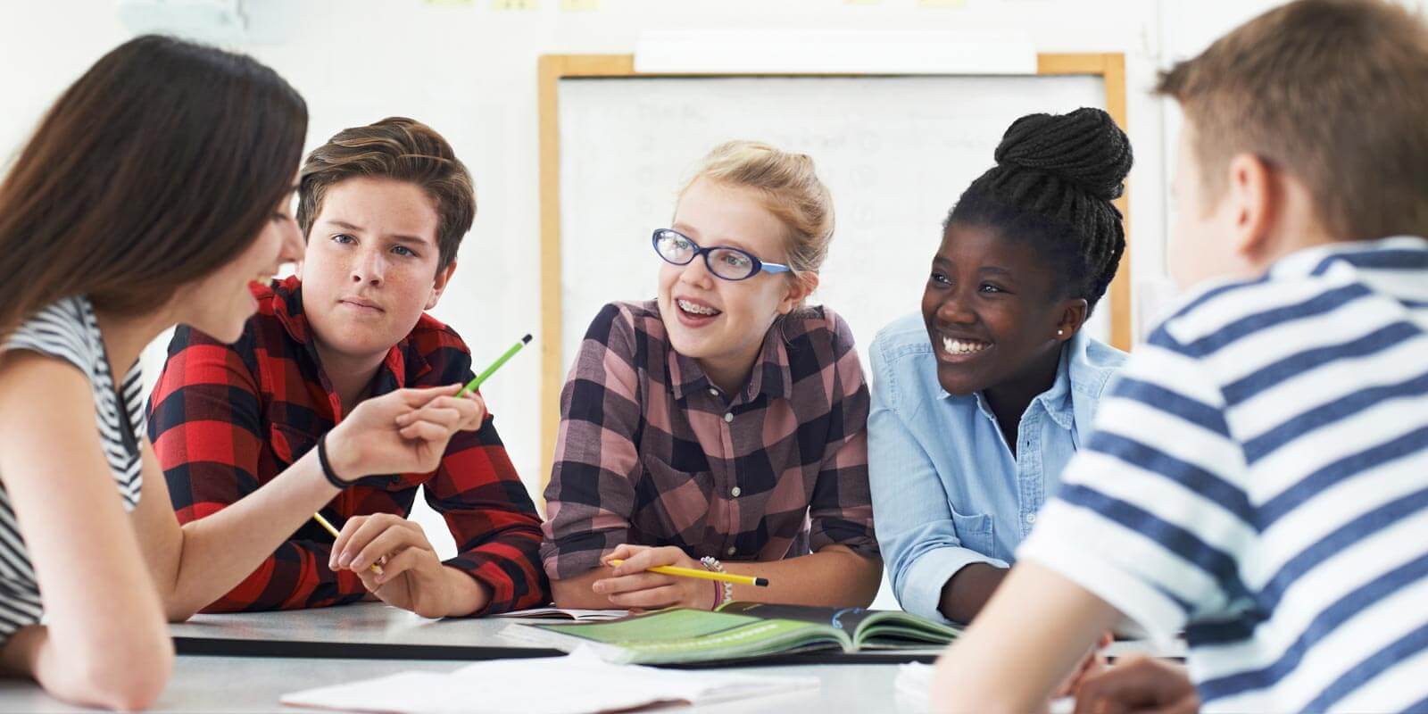 ragazzi studenti estero